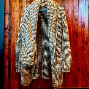 Fuzzy, aoft, black and white patterned sweater